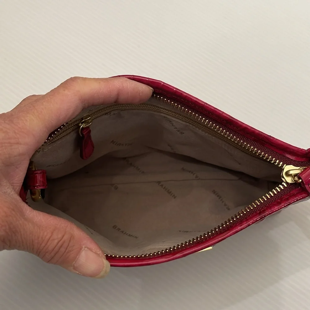 BRAHMIN LEATHER ANY TIME SHOULDER & WRISTLET WOMENS SIZE M - Picture 9 of 16